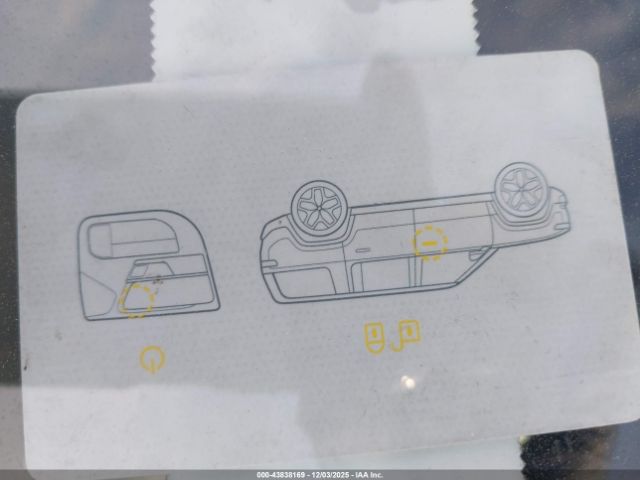 2023 RIVIAN R1S 7PDSGABA0PN019590 Photo 10