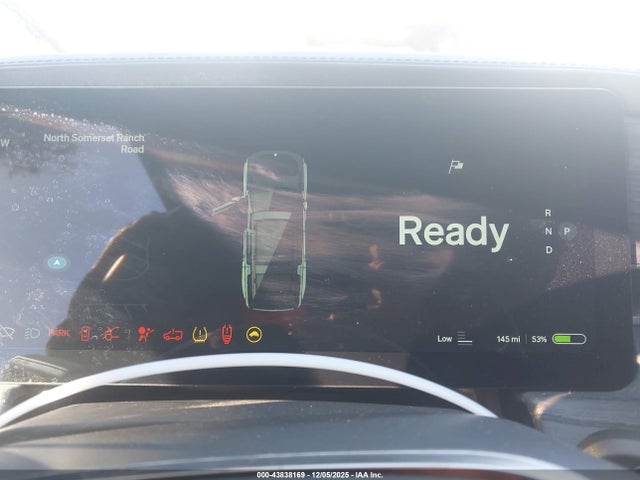 7PDSGABA0PN019590 Rivian R1s Adventure