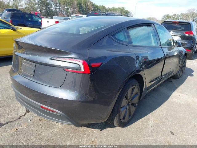 2025 TESLA MODEL 3 5YJ3E1EA9SF070106 Photo 3