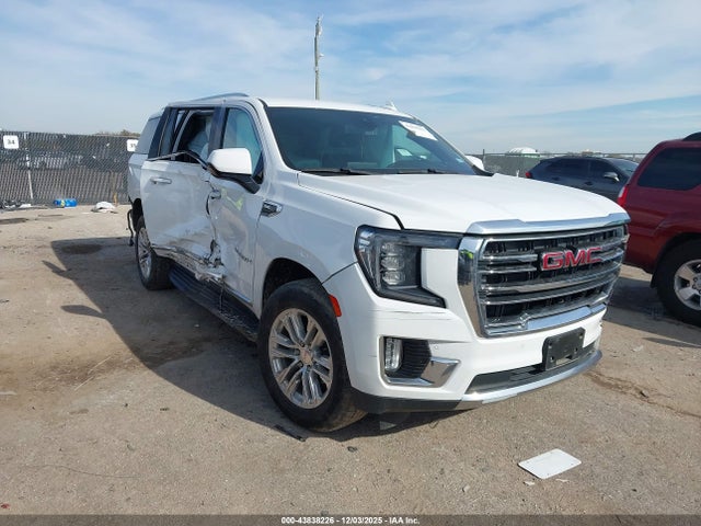 2022 GMC YUKON XL 1GKS1GKD7NR122084