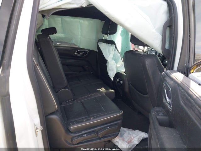 2022 GMC YUKON XL 1GKS1GKD7NR122084 Photo 7