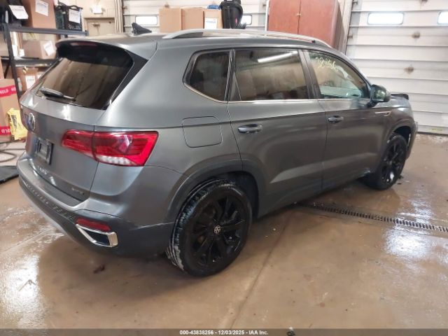 2022 VOLKSWAGEN TAOS 3VVLX7B23NM023276 Photo 3