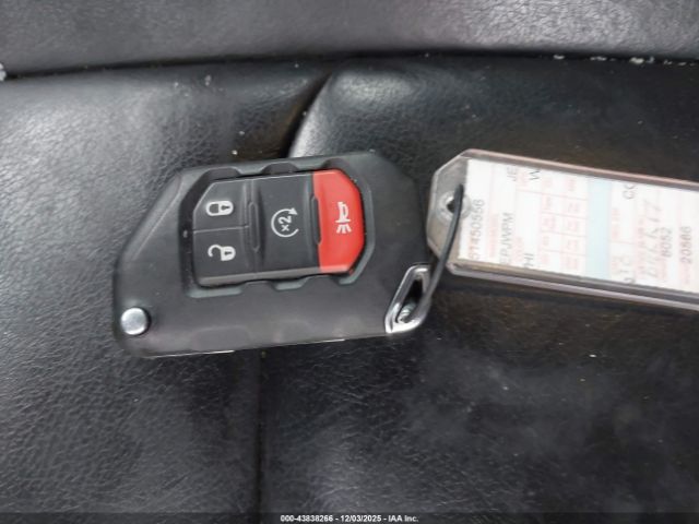 2023 JEEP WRANGLER 4XE 1C4JJXP65PW627482 Photo 10