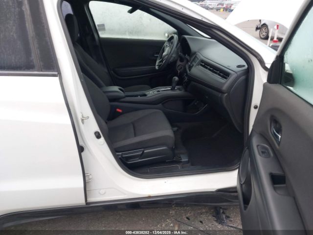 2019 HONDA HR-V 3CZRU6H15KM705057 Photo 4