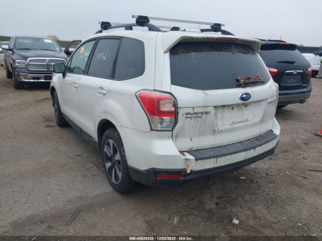2017 SUBARU FORESTER JF2SJAEC8HH509301 Photo 2