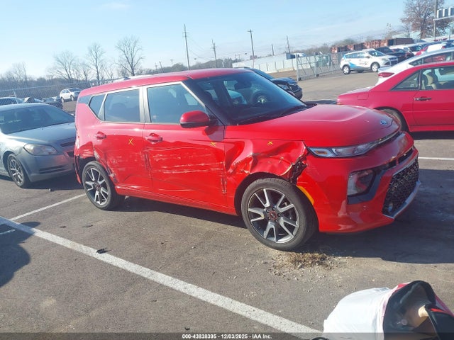 KNDJ63AU8L7046600 KIA Soul Gt-line