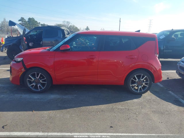 KNDJ63AU8L7046600 KIA Soul Gt-line