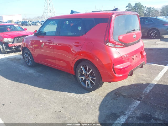 KNDJ63AU8L7046600 KIA Soul Gt-line