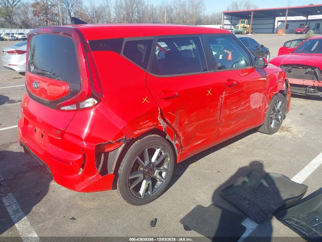 KNDJ63AU8L7046600 KIA Soul Gt-line