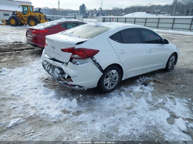 5NPD84LF6LH568584 Hyundai ELANTRA SEL