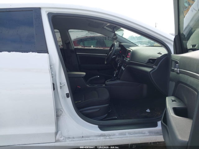 5NPD84LF6LH568584 Hyundai ELANTRA SEL