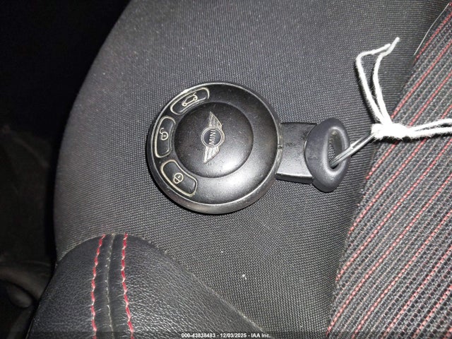 2014 MINI COUNTRYMAN WMWZC5C51EWP39804 Photo 10