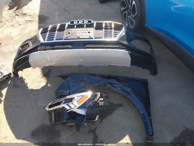 WA1AUCF38R1079690 Audi Q3 Premium 40 Tfsi Quattro Tiptronic