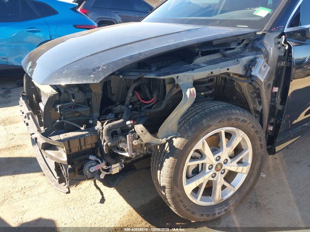 2024 AUDI Q3 WA1AUCF38R1079690 Photo 5