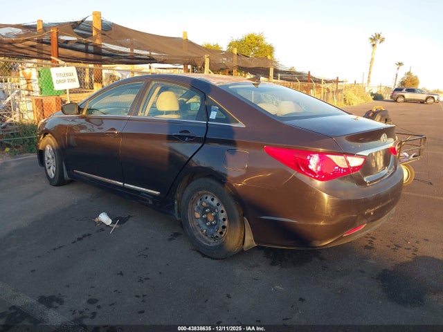 2011 HYUNDAI SONATA 5NPEB4AC0BH181851 Photo 2