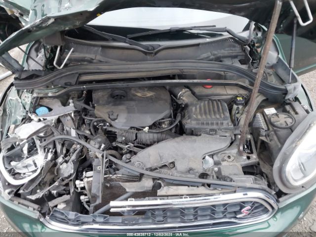 2018 MINI COUNTRYMAN WMZYT5C3XJ3D82392 Photo 9