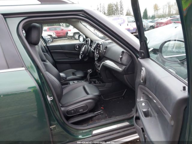 2018 MINI COUNTRYMAN WMZYT5C3XJ3D82392 Photo 4