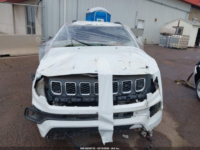 Jeep Compass Latitude 4x4 2025 3C4NJDBN5ST536404 Image 12