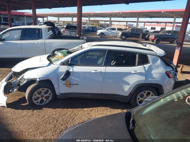Jeep Compass Latitude 4x4 2025 3C4NJDBN5ST536404 Image 14