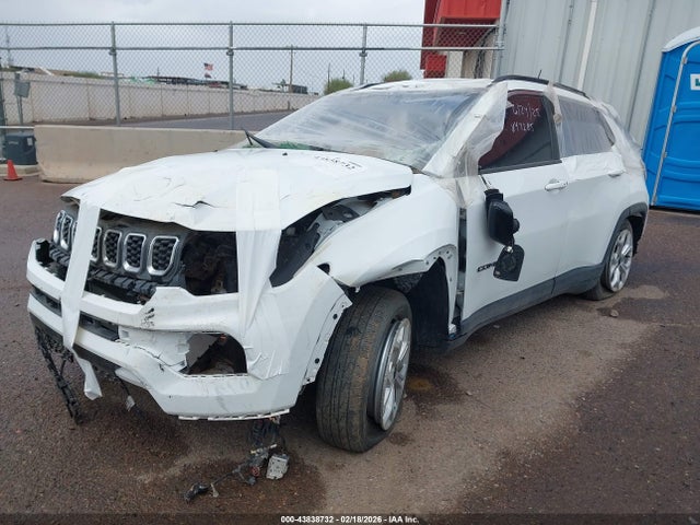 Jeep Compass Latitude 4x4 2025 3C4NJDBN5ST536404 Image 2