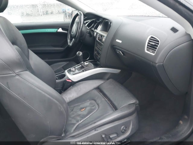 2010 AUDI A5 WAULFAFR6AA001959 Photo 4