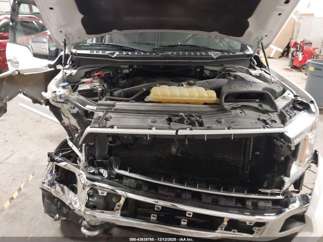 1FTFW1EG5JKE19066 Ford F-150 Lariat
