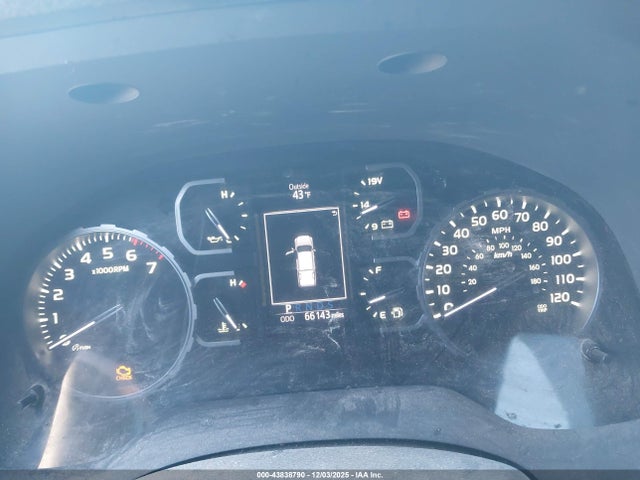 5TFUY5F12KX835230 Toyota Tundra Sr5 5.7l V8