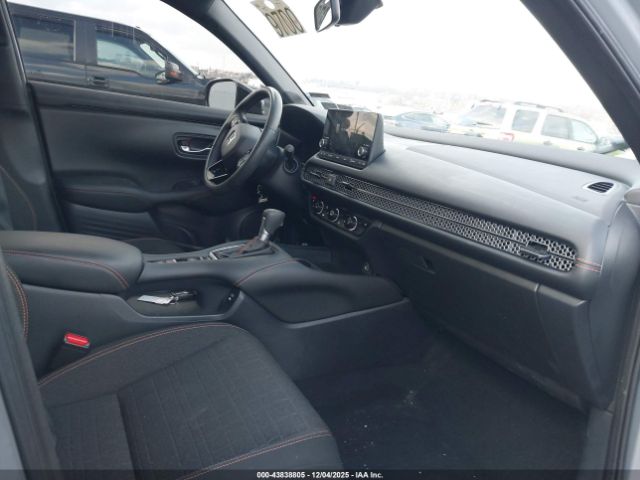 2024 HONDA HR-V 3CZRZ2H56RM771012 Photo 4