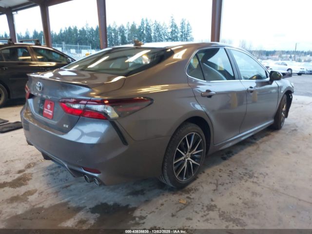 2022 TOYOTA CAMRY 4T1G11AK5NU039714 Photo 3