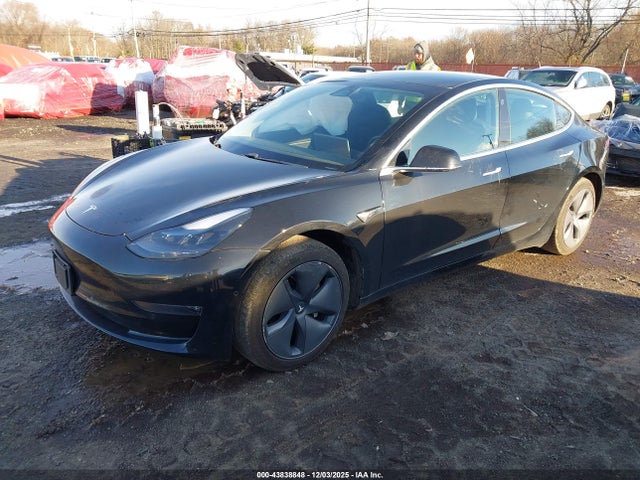 2019 TESLA MODEL 3 5YJ3E1EA4KF398825 Photo 1