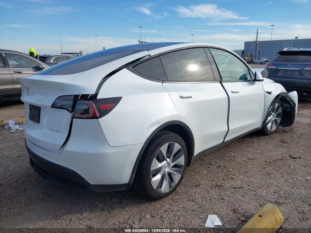 2021 TESLA MODEL Y 5YJYGAEE5MF299954 Photo 3