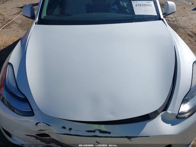 2020 TESLA MODEL Y 5YJYGDEE4LF056037 Photo 9