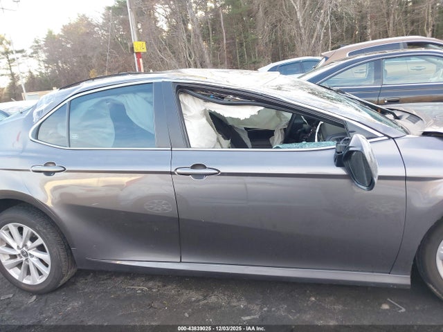 Продаж на аукціоні авто 2024 Toyota Camry Le, vin: 4T1C11AKXRU910269, номер лоту: 43839025