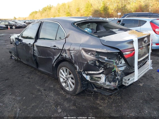 Продаж на аукціоні авто 2024 Toyota Camry Le, vin: 4T1C11AKXRU910269, номер лоту: 43839025