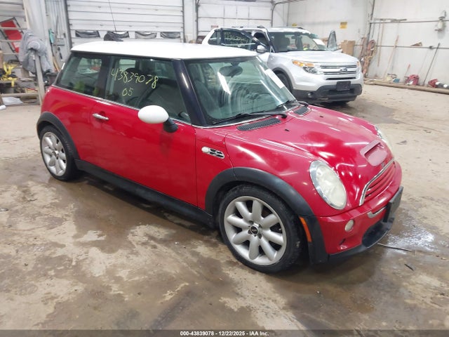 2005 MINI COOPER S WMWRE33435TD98173 Photo 0