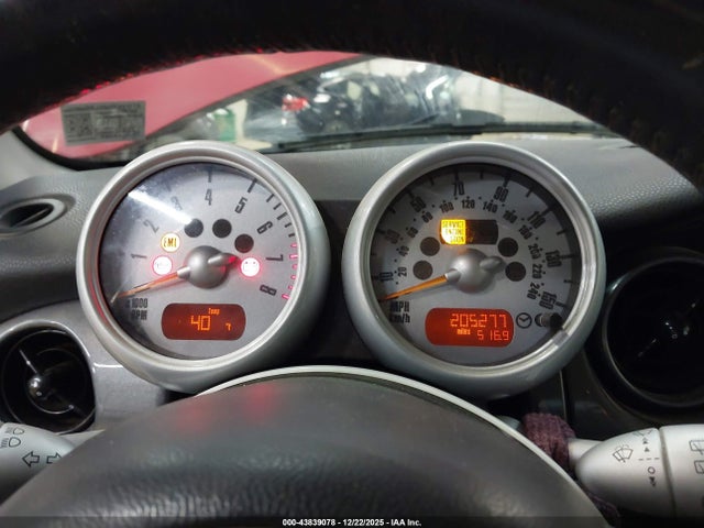 2005 MINI COOPER S WMWRE33435TD98173 Photo 6