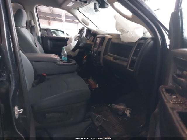 Продажа на аукционе авто 2019 Ram 1500 Classic Tradesman  4x4 6'4 Box, vin: 1C6RR7FT7KS725102, номер лота: 43839132