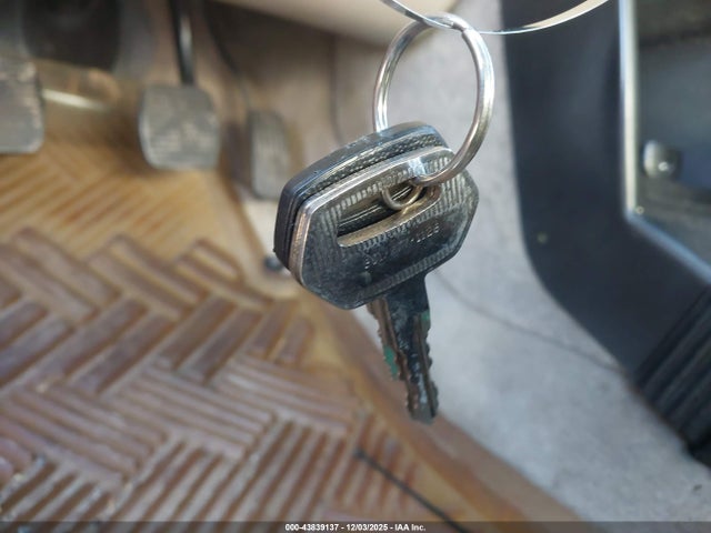 1992 SAAB 900 YS3AL75L6N7010031 Photo 10