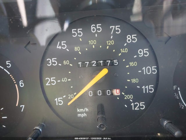 1992 SAAB 900 YS3AL75L6N7010031 Photo 6