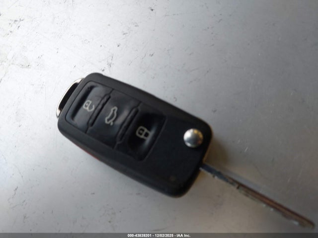 Продаж на аукціоні авто 2011 Volkswagen Golf Tdi 2-door, vin: WVWMM7AJ1BW300605, номер лоту: 43839201