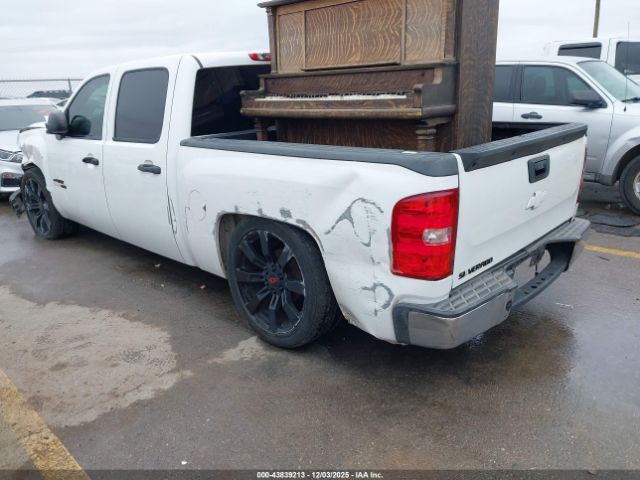 2011 CHEVROLET SILVERADO 1500 3GCPCSEA5BG203791 Photo 2