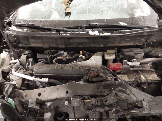 JN8AT2MV6GW131670 Nissan ROGUE S
