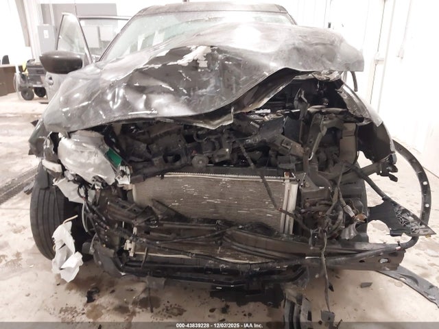 JN8AT2MV6GW131670 Nissan ROGUE S