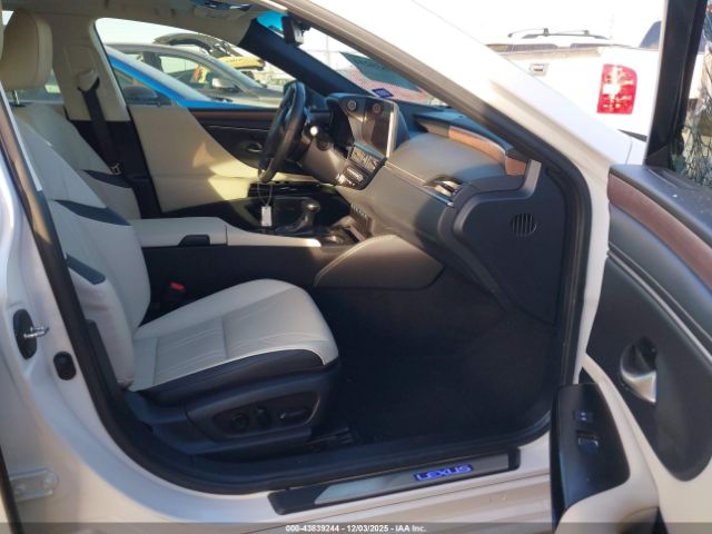 2024 LEXUS ES 300H 58AEA1C1XRU047317 Photo 4