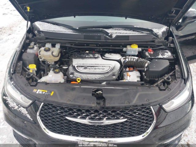 2023 CHRYSLER PACIFICA HYBRID 2C4RC1L70PR527176 Photo 9