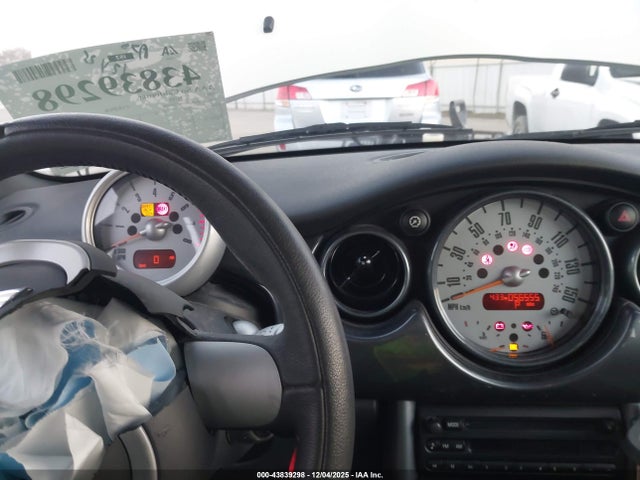 2005 MINI COOPER WMWRC33595TJ69198 Photo 6