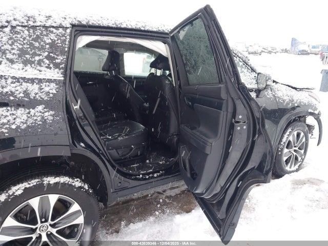 2022 TOYOTA HIGHLANDER 5TDGBRCH1NS540251 Photo 7