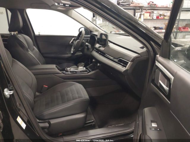 2025 MITSUBISHI OUTLANDER JA4J4VA88SZ044525 Photo 4