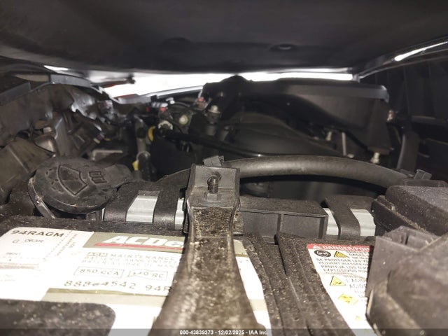 2018 CADILLAC XT5 1GYKNERS0JZ188098 Photo 9