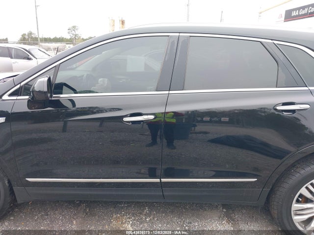 1GYKNERS0JZ188098 Cadillac Xt5 Premium Luxury